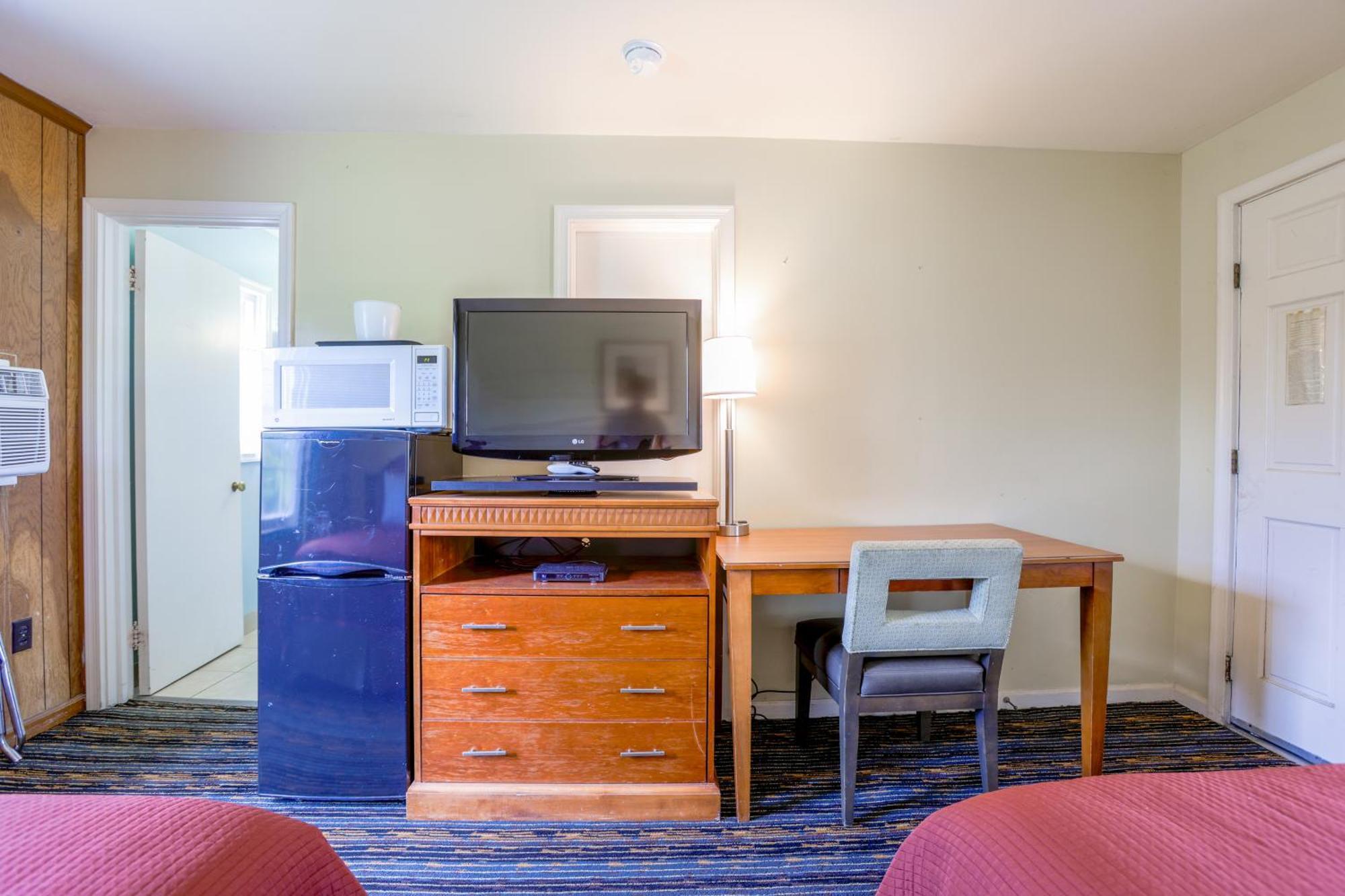 Relax Inn By Oyo Natural Bridge I-81 Exterior foto
